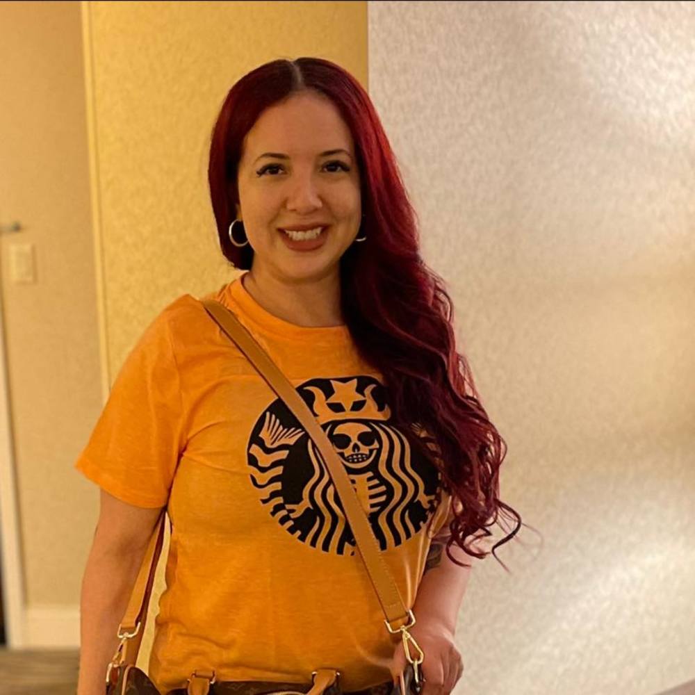 Meet your Posher, Jennifer